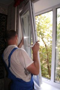 Замена створок пластиковых окон в Гатчине
